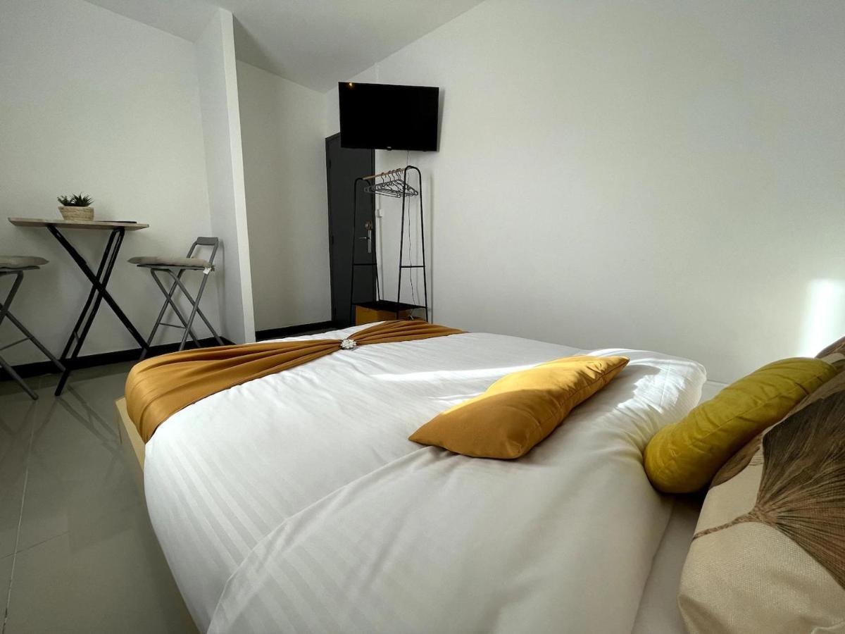 Appartement T4 Cosi: Tv Netflix Parking Montélimar Dış mekan fotoğraf